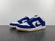 Nike SB Dunk Low Los Angeles Dodgers  DO9395-400 - 1