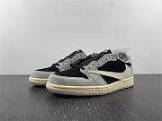  Air Jordan 1 Low OG x  Travis Scott 1 - 1