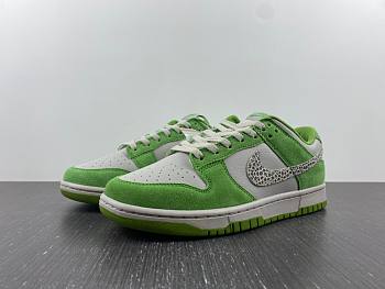 Nike Dunk Low AS Safari Swoosh Chlorophyll  DR0156-300