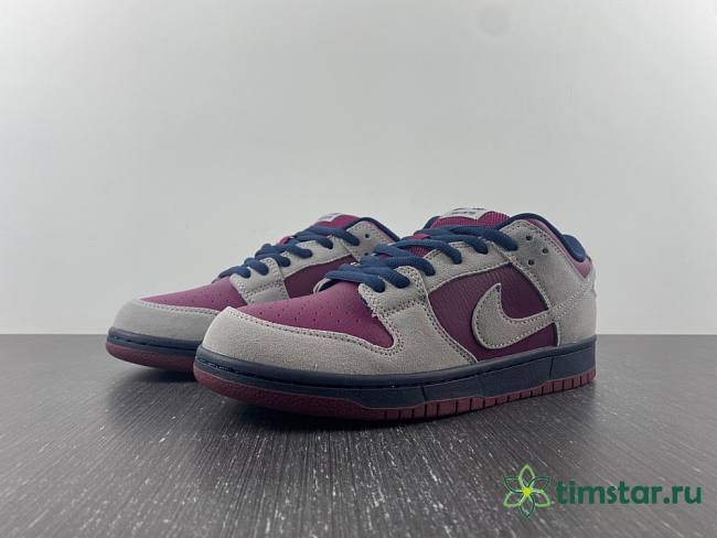 Nike SB Dunk Low Atmosphere Grey True Berry BQ6817-001 - 1