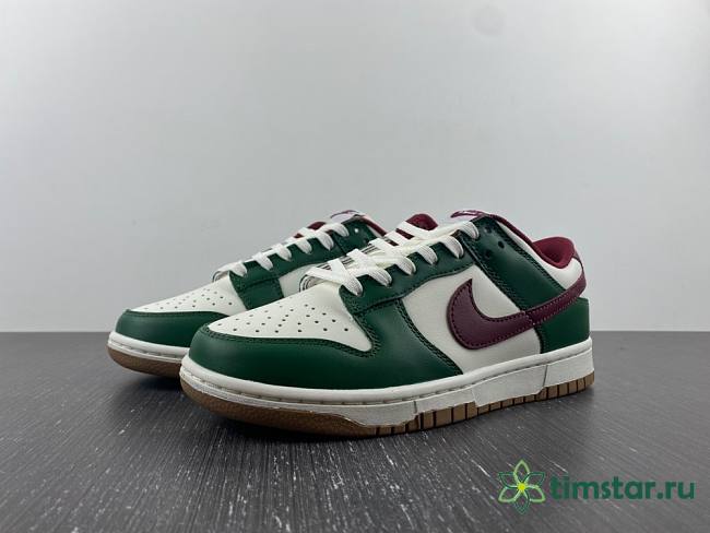 Dunk Low Gorge Green FB7160-161 - 1