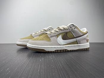 NIKE Dunk Low brown DO9457-100