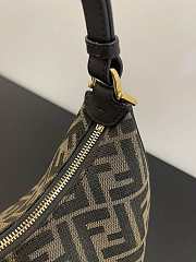 Feendi Small Hobo Bag Brown 29cm - 2