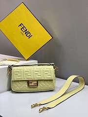 Feendi Medium Baguette Yellow 26cm - 1