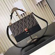 Feendi Kan I Flip Leather Bag in Black and Gray - 1