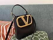 Vallentinno V Logo Bucket Bag Black 20cm - 1