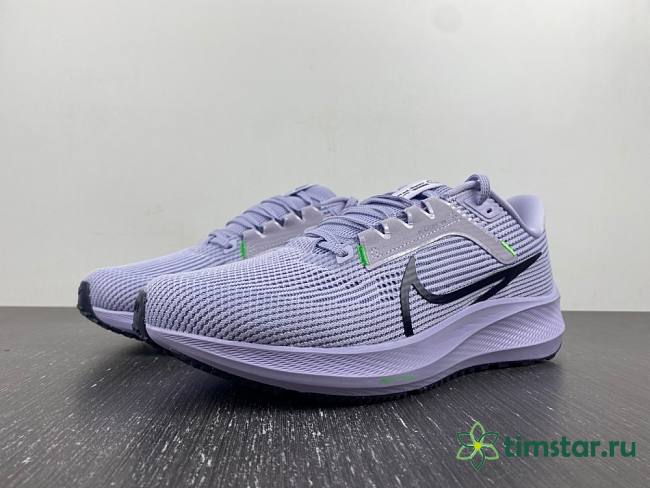 Nike Air Zoom Pegasus 40 purple DV3853-500 - 1