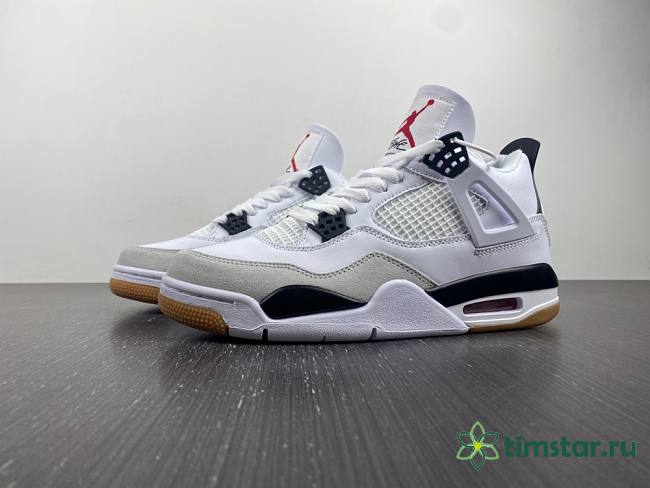 Air Jordan 4 DR5415-106 - 1