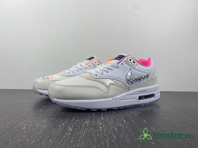 Nike Air Max 1 Unlock Your Space FN0608-101 - 1