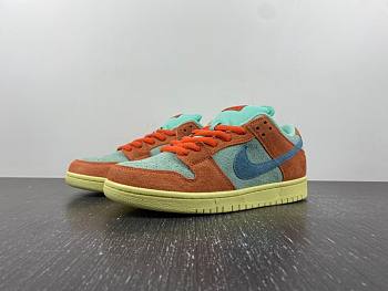 Nike SB Dunk Low Noise Aqua DV5429-800