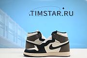 Nike Air Jordan 1 Retro High Dark Mocha 555088-105  - 3