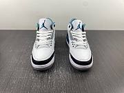 Nike Air Jordan 3 Retro 136064-660 - 4