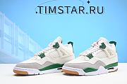 Nike Air Jordan 4 Retro SB Pine Green DR5415-103 - 1