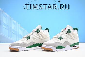 Nike Air Jordan 4 Retro SB Pine Green DR5415-103