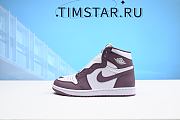 Jordan 1 Retro High OG DZ8485-105 - 3