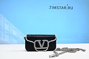 Vallentinno Garavani Loco Bag Black 19cm - 1