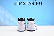 Air Jordan 1 Mid White Black 554724-113 - 3