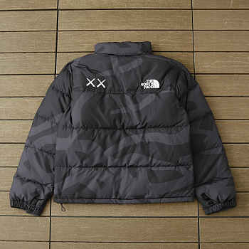 THE NORTH FACE DOWN JACKET BLACK