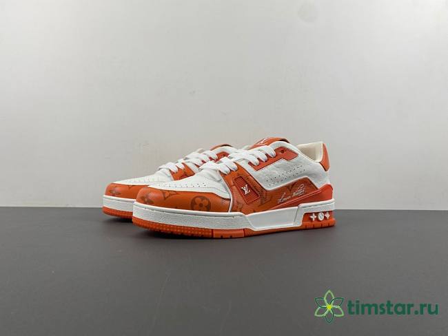 LsVttn traineR orange - 1