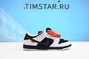 Dunk Low SB FD2629-100 - 6