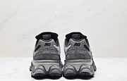 NwBlnc 9060 Black Castlerock Grey - 3