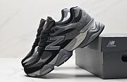 NwBlnc 9060 Black Castlerock Grey - 2