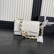 Channe1 Bag 67123198white 26cm - 1