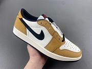 Air Jordan 1 Low “Rookie of the Year” CZ0790-107  - 3