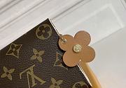 LV wallet - 4