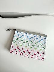 L0UlS VUlTT0N wallet  M13907 - 3