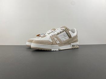 Louis Vuitton LV trainer White tea 