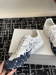 Maison Margiela Replica white and blue sneaker - 5