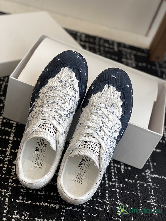 Maison Margiela Replica white and blue sneaker - 1