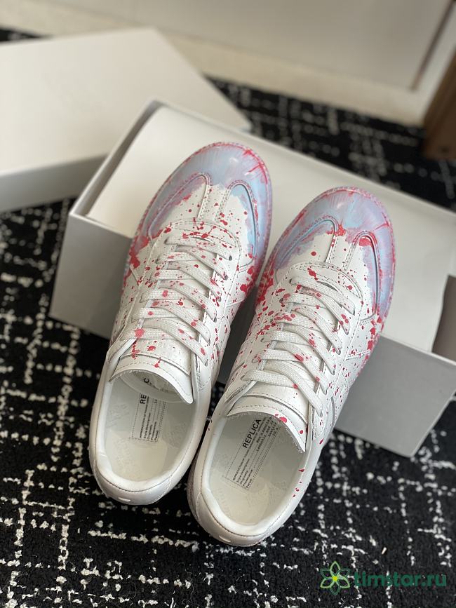 Maison Margiela Replica white and red sneaker - 1