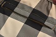 Burberry shorts pants - 3