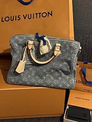 LV Crossbody bag - 5