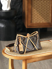 LV CarryAll BB 26*17*10CM - 1