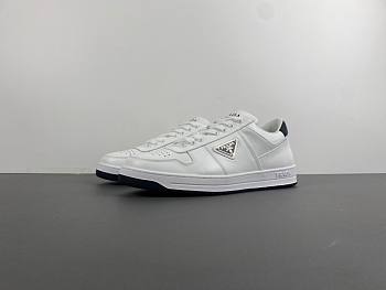 Prada sneaker white
