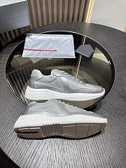 Prada America's Cup grey 06 - 3
