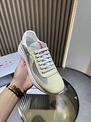 Prada America's Cup yellow 09 - 2