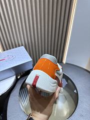 Prada America's Cup orange 15 - 5