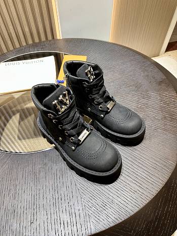 LV boots 13