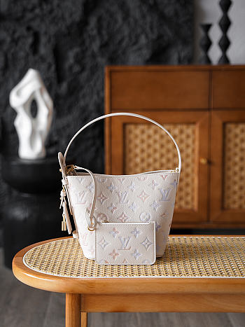 LV ALL IN BB Monogram 18*12*16cm bag