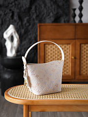 LV ALL IN BB Monogram 18*12*16cm bag - 4