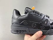 Louis Vuitton LV trainer black sneaker 13 - 5