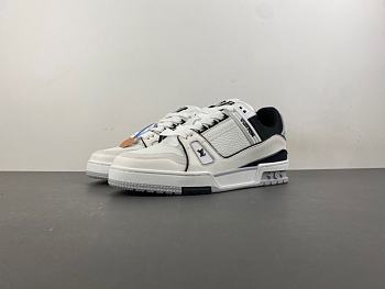 Louis Vuitton LV trainer sneaker 15