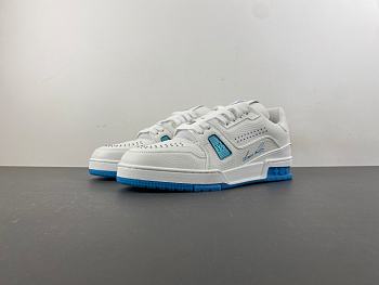 Louis Vuitton LV trainer sneaker 19