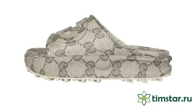 Cucci Interlocking slide - 1