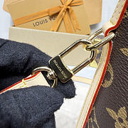LV crossbody bag 32*10*26CM - 4