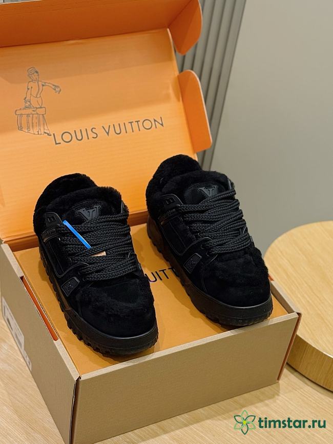 Louis Vuitton LV trainer sneaker 21 - 1